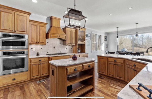 North Augusta Maison | Convenient to Masters Tournament. Home overlooks golf course/water.