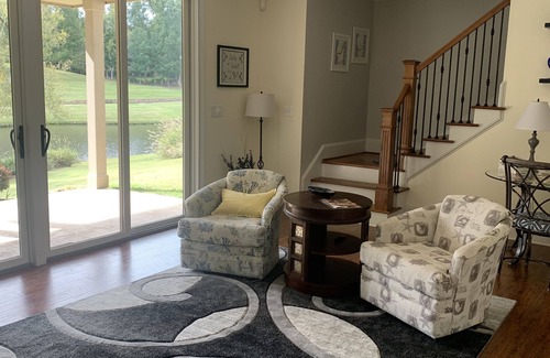 North Augusta Maison | Convenient to Masters Tournament. Home overlooks golf course/water.