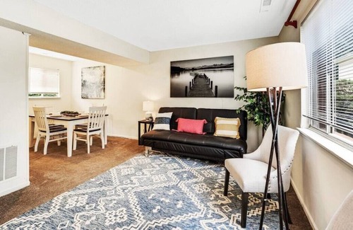 Alabaster Maison | Convenient Townhome in Alabaster near Birmingham