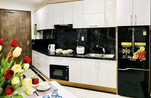 Phuong 10 Appartement | Conveniently located near BigC, next to Xuân Hương Lake,