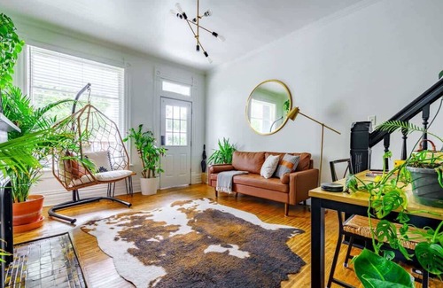 Downtown Columbus Maison | Convention - Pets - Short North - Parking Free