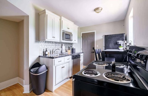 Victorian Village Maison | Convention - Short North - Pets - Private Parking