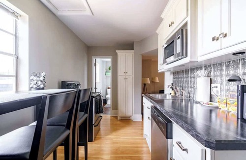 Victorian Village Maison | Convention - Short North - Pets - Private Parking