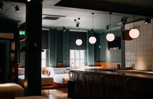 Belfast City Centre Appartement | Converted Bar & Chinese Takeaway
