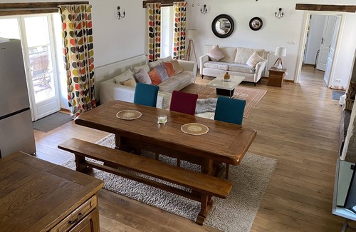 Dompierre-les-Eglises Maison | converted barn in the heart of the limousine countryside