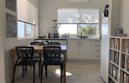 Coogee Appartement | Coogee- COOGY Abbott Street - Approx. $900-$1200 per/week EXCELLENT COOGEE BEACH LOCATION