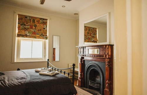 Clare Maison | Cooke Cottage- Luxury family accommodation in the middle of the Clare Valley