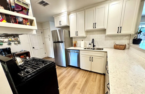 Central Oklahoma City Maison | Cool comfort in the Heart of OKC - Fully renovated in a quiet neighborhood