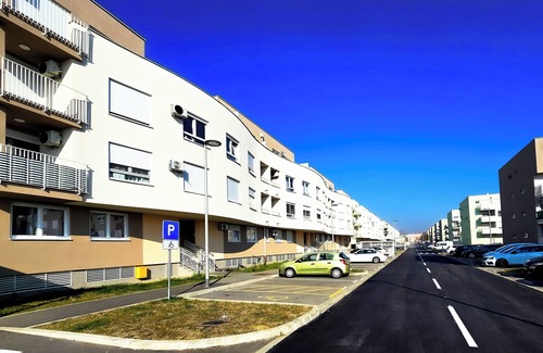 Kraljevec Sesvetski Appartement | Cool studio apartment with all you need in charming Sesvete