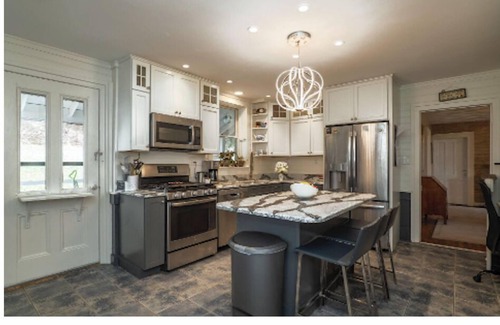 Richfield Springs Maison | Exceptional Farmhouse Chic, 4-Bedroom, 3.5 Bath, AC in Richfield near everything