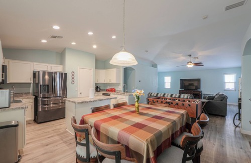 Maricopa Maison | Copa Entertainment District- Family & Dog-Friendly