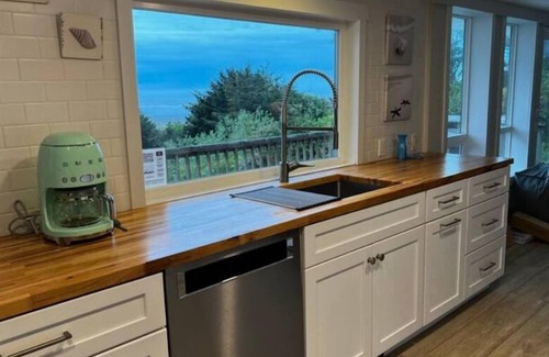 Copalis Beach Maison | Copalis Rocks- Ocean view, 5 min to beach,dog friendly, fishing & clamming!