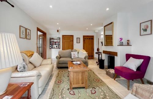 Atworth Maison | Copper Cottage
