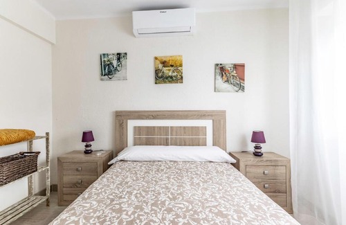 Zierbena Appartement | Coqueto y Luminoso en la Playa de La Arena