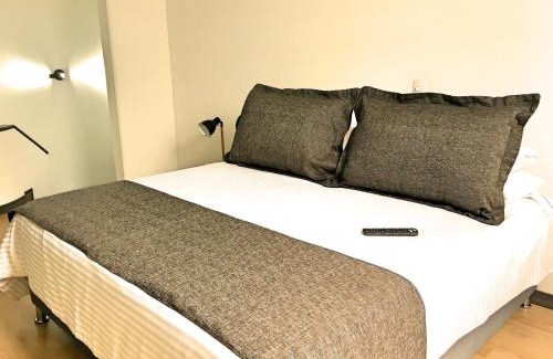 La Gran Via Appartement | Cora 96 Street Apartments