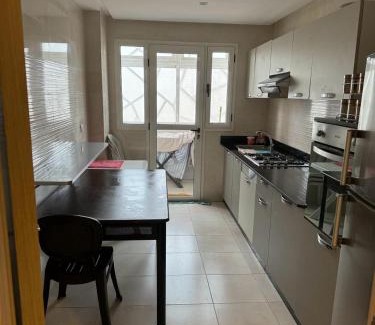 Oujda Appartement | Coralia Bel F3 clim wifi parking privé Iptv