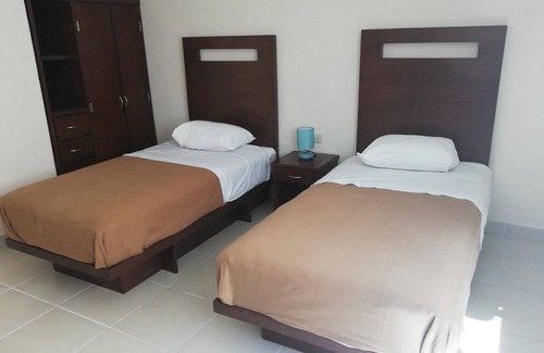 La Paz Hôtel | Cordiality Inn