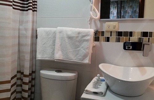 La Paz Hôtel | Cordiality Inn