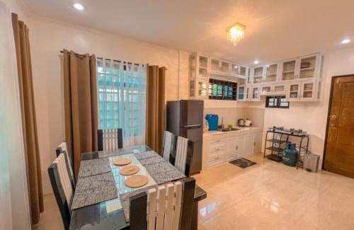 Cordon Maison | Cordon, Isabela Staycation House
