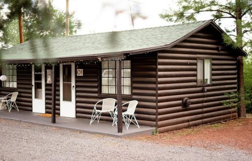 Pinetop Hôtel | Corduroy Lodge