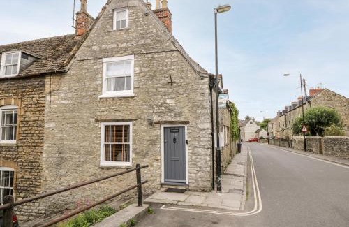 Malmesbury Maison | Corner Cottage