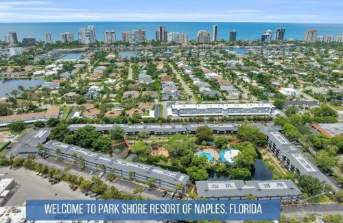 Park Shore Maison | Corner Unit Updated And Near Lobby