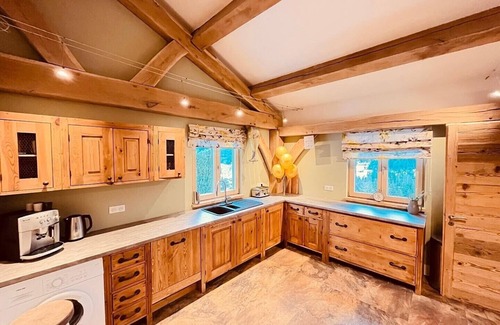La Cote-d'Arbroz Chalet De Ski | Superbe chalet de ski avec cadre en chêne juste à l'extérieur de MORZINE Parfait pour les familles