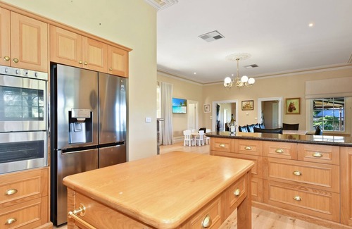 Merrijig Maison | Cornhill - Merrijig - Sleeps 12