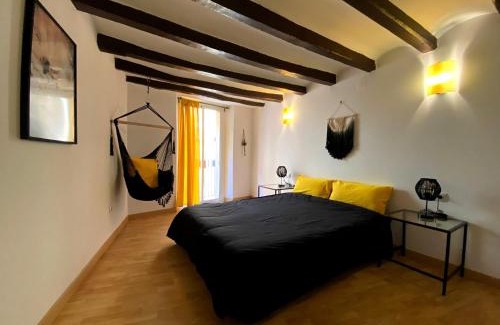 Cornudella de Montsant Appartement | Cornu Karma Apartment El Pati
