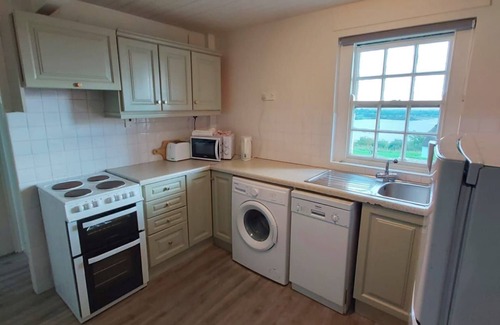 Killinaboy Cottage | Corofin Lake Cottage No 3