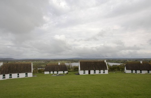 Killinaboy Cottage | Corofin Lake Cottage No 3