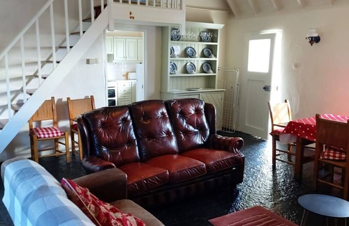 Killinaboy Cottage | Corofin Lake Cottage No 3