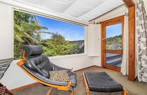 Coromandel Cottage | Cottage Coromandel - Romantique Rustique - vue sur la mer