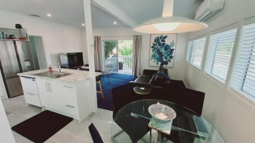 Coromandel Maison | Coromandel Town Harbourside Cottage Luxury Accommodation