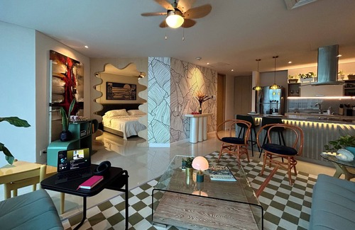 El Prado Appartement | Corozo Berry Loft - Mallorquin View. One block from Buenavista.