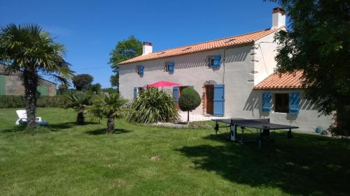 L'Aiguillon-sur-Vie Maison | Corps de ferme spacieux avec grand jardin, 10 personnes