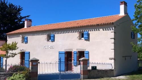 L'Aiguillon-sur-Vie Maison | Corps de ferme spacieux avec grand jardin, 10 personnes
