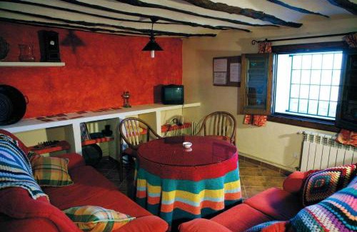 Freila Maison | Cortijo Rural Bacares