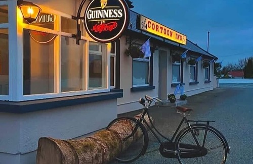Roscoe Appartement | Cortoon Inn, Double Room 3 (1 DBL)
