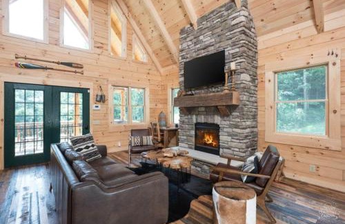 Keene Maison | Coschocton Hills - 2 Luxury Log Cabins - Lake