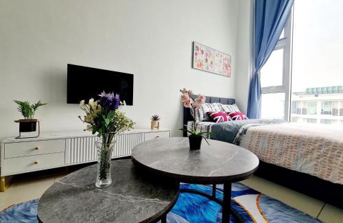Taman Hock Ann Appartement | Cosmos 7 Guest Scott Garden, Duplex 1 Room Old Klang Road, Taman Desa, Kuchai Lama, Bangsar South, Pearl Point, Mid Valley, Kuala Lumpur