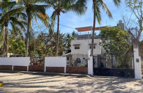 Los Ayala Maison | Costa Ayala casa para 18 personas a cuadra y media de la playa