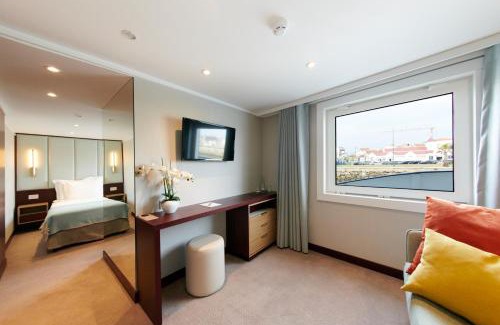 Barra Hôtel | Costa do Sal Hotel Boat Lounge