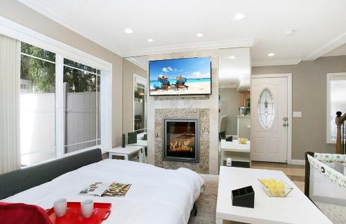 Westside Costa Mesa Maison | Costa Mesa -Newport- Patio - Free Parking-CM-2