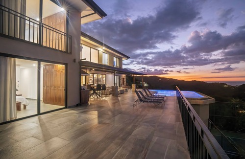 Coco Villa | Costa Rica Villa - Ocean Views & Private Pickleball Court