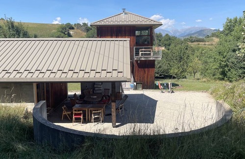 Ubaye-Serre-Poncon Maison | Costebelle, Une belle maison de vacances pour 8 personnes à La Bréole,