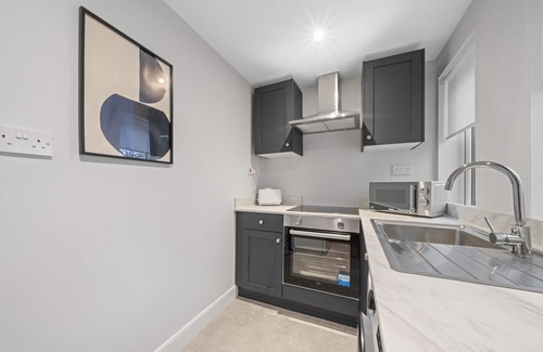 Newton Appartement | Appartement-Moderne-Salle de bain privée séparée-Vue sur Rue