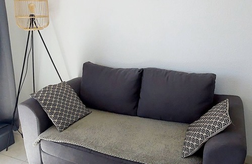 Villefranche-sur-Saone Appartement | Appartement 2 pièces cosy - Centre Villefranche-sur-Saône avec piscine & garage