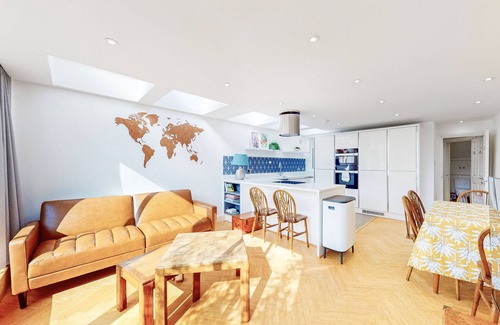 Abbey Appartement | Cosy 2BD garden flat in Wimbledon near the tube