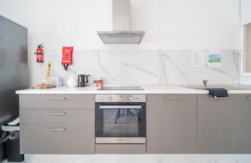 Xlendi Appartement | Cosy 2BR Apt with private balcony in Xlendi by 360 Estates